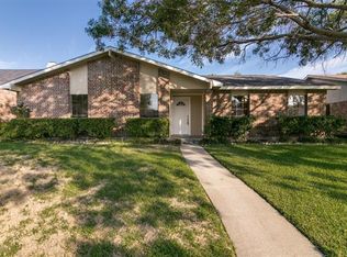 9225 Shipman St, Rowlett, TX 75088