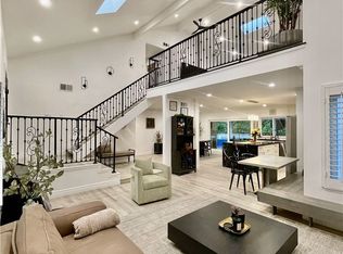 10468 Des Moines Ave, Porter Ranch, CA 91326