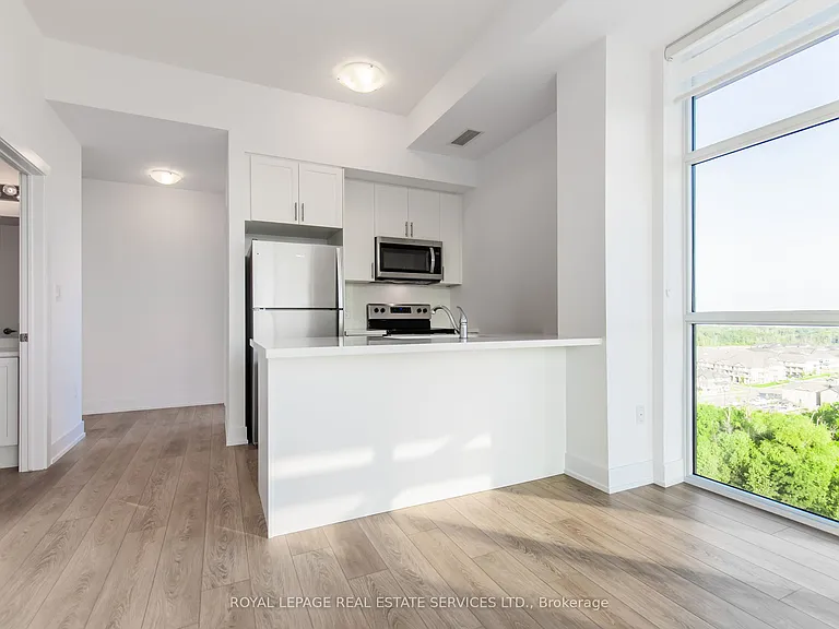 470 Dundas St E #1211 — Photo 8