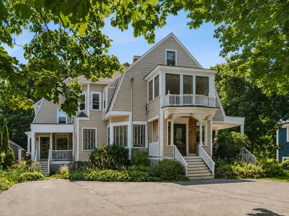 551 Shore Road, Cape Elizabeth, ME 04107