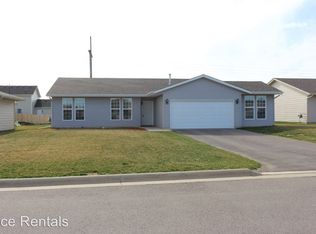 15541 Summerbrooke Ln, Roscoe, IL 61080