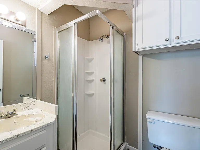 806 Treadwell Ct #806B — Photo 15