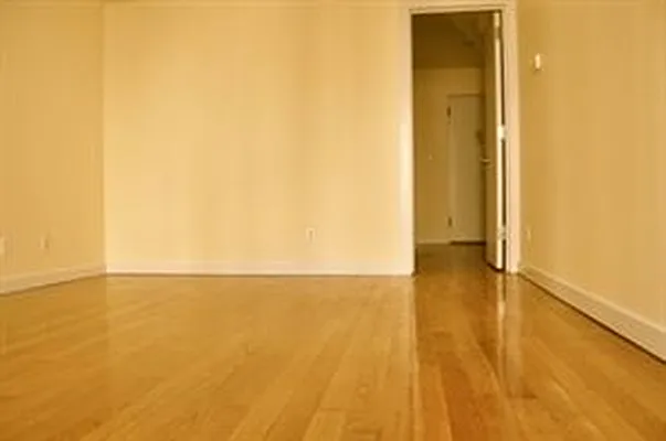 Rented by Douglas Elliman | media 36