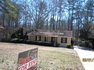 1666 W Poplar St, Griffin, GA 30224