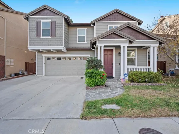 2455 Amelia Ct, Signal Hill, CA 90755