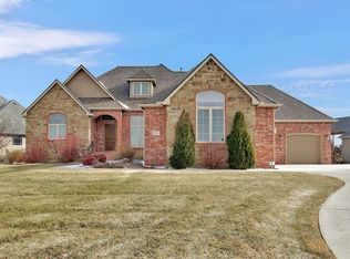 5048 N Prestwick Ave, Wichita, KS 67226