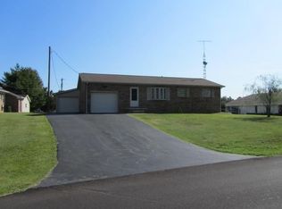 302 Chestnut St, Eddyville, KY 42038