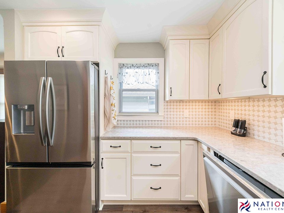 410 W Twelve Mile Rd, photo 14