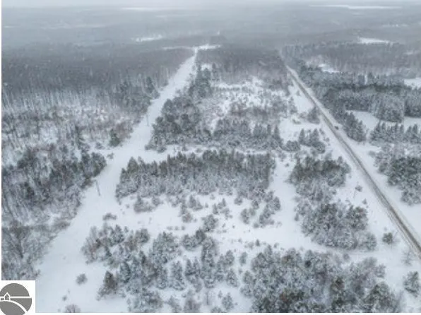 Traverse Rd, Thompsonville, MI 49683