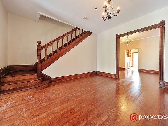 Living Room / Dining Room