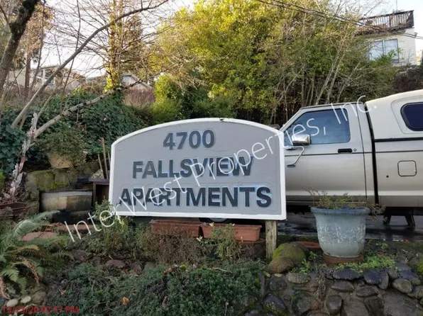 YEE05, 4700 Falls View Ave #7, West Linn, OR 97068