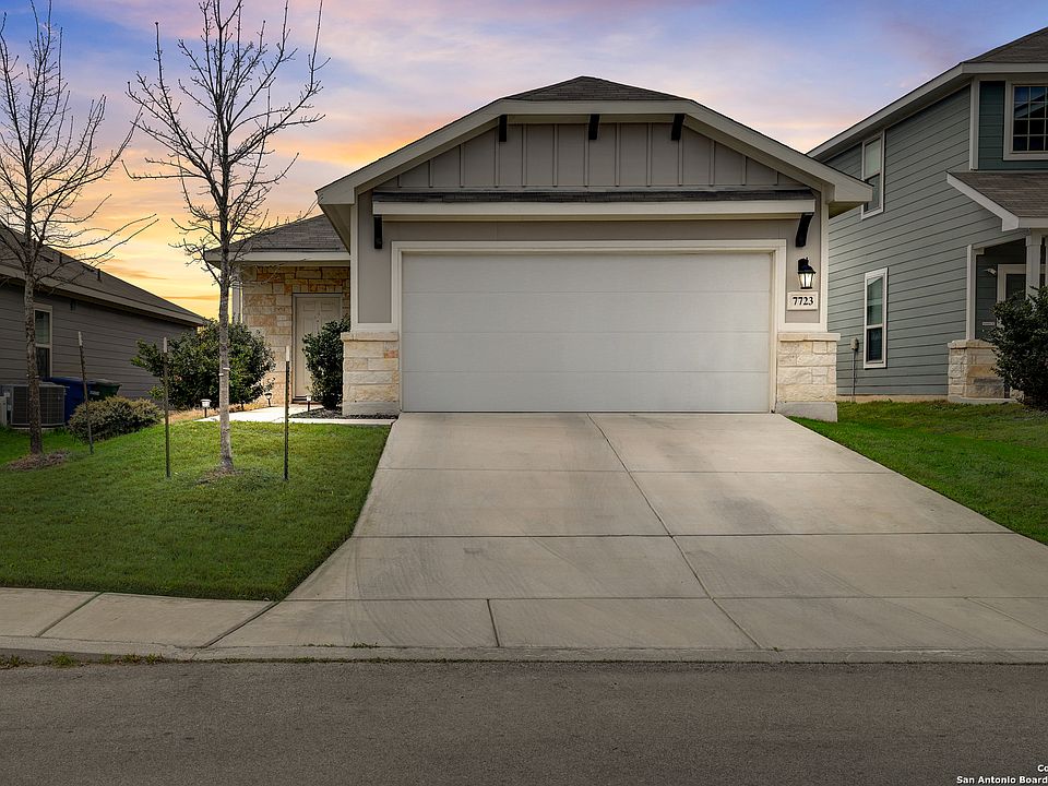1st image of 7723 CHATHAM PL