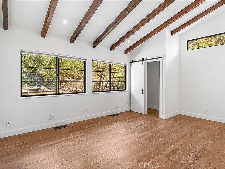 57 Narcissa Dr — Photo 28