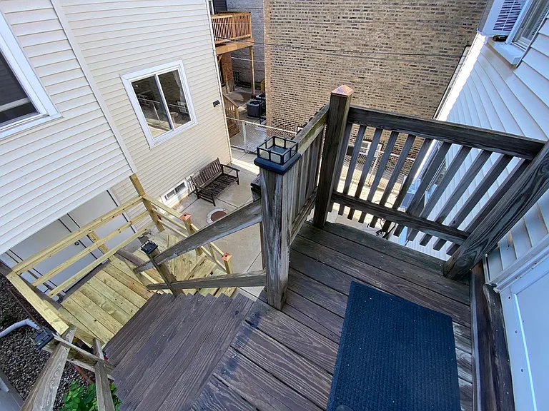 872 N Marshfield Ave #CH2 — Photo 15