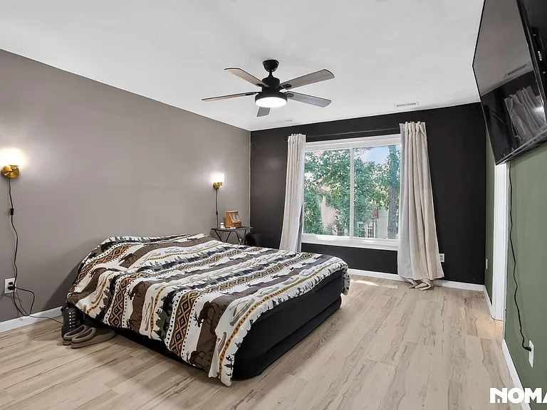 1620 Winthrope Dr — Photo 12