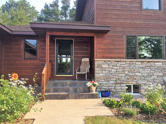 3rd image of 773 Lakewood Ln