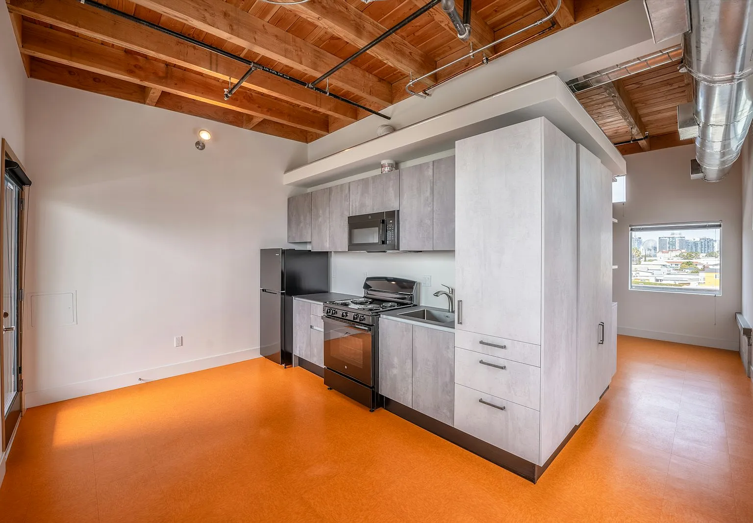 1932 Kearney Avenue, Unit 15 — Photo 1