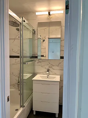 Sold by Avenue Real Estate | media 29