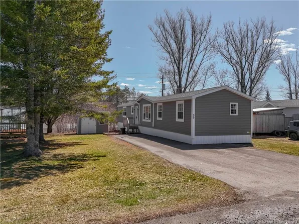 59 Hedgeview Dr, Fredericton, NB E3B 6R7