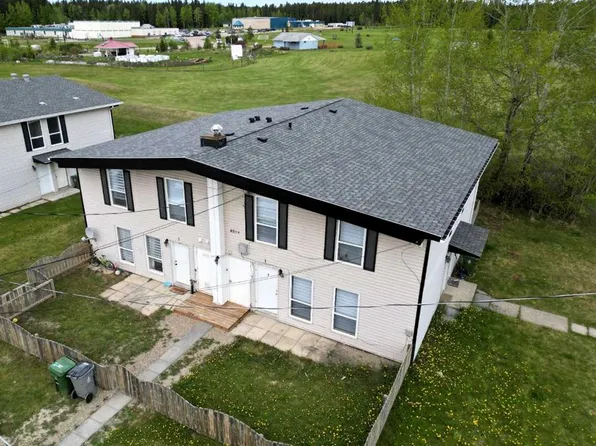 4504 8b Ave, Edson, AB T7E 1B2