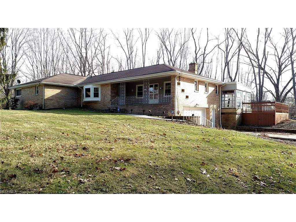 17152 S Meadowpark Dr photo 1