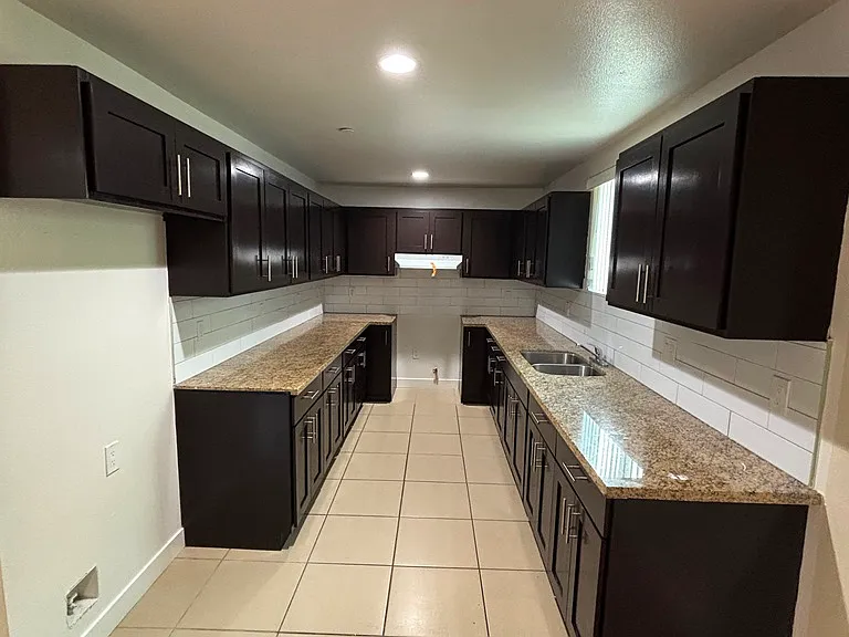 3910 Halldale Ave — Photo 5