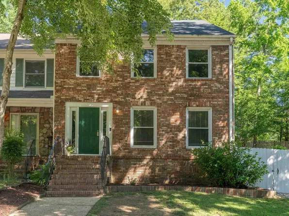 3818 Overton Manor Ln, Vestavia, AL 35243