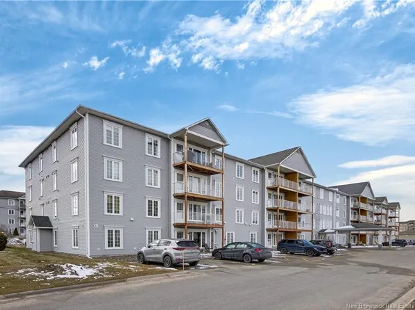 51 Lian St #23, Fredericton, NB E3C 0A2