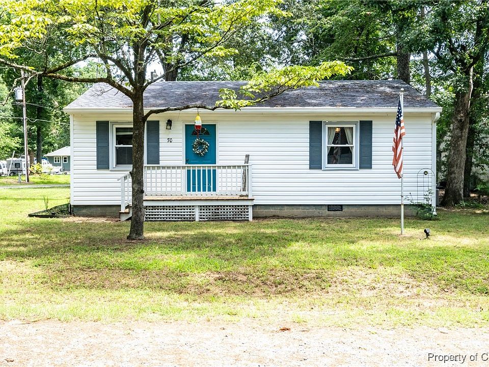 1st image of 70 Oak Dr
