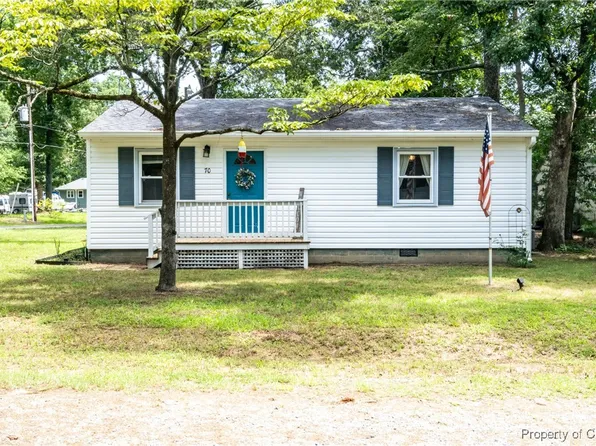 70 Oak Dr, Hartfield, VA 23071