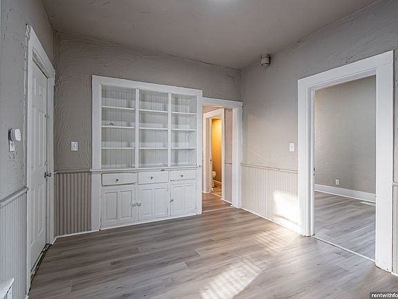 4th image of 716 Central St #716A