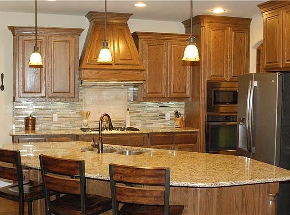 5th image of 1039 Everglades Dr