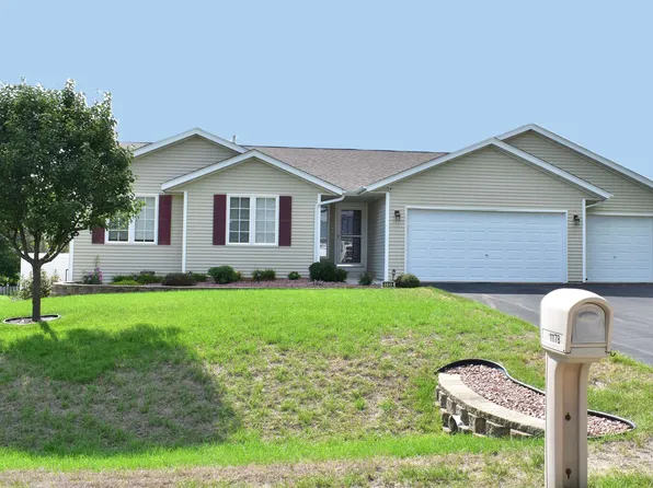 11178 Jasmine Dr, Roscoe, IL 61073