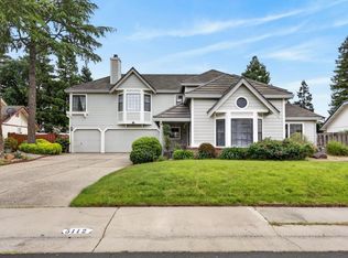 5112 Laguna Woods Dr, Elk Grove, CA 95758