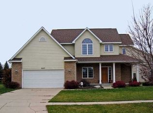 6607 Periwinkle Ln, East Lansing, MI