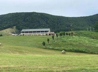 550 Sweetwater Dr, Tazewell, VA 24651