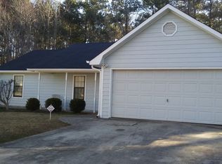 10406 Candlelight Rd, Jonesboro, GA 30238