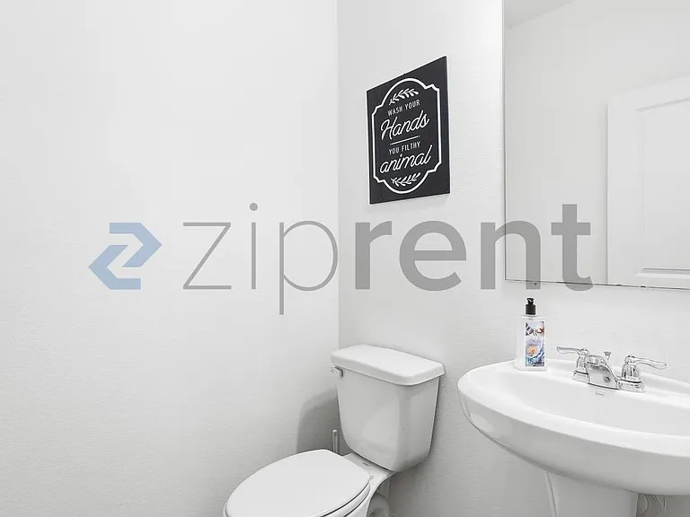 1021 Pin Cherry Ln — Photo 16