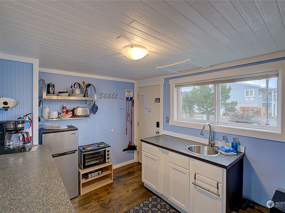 4th image of 105 Ocean Beach Boulevard S #7