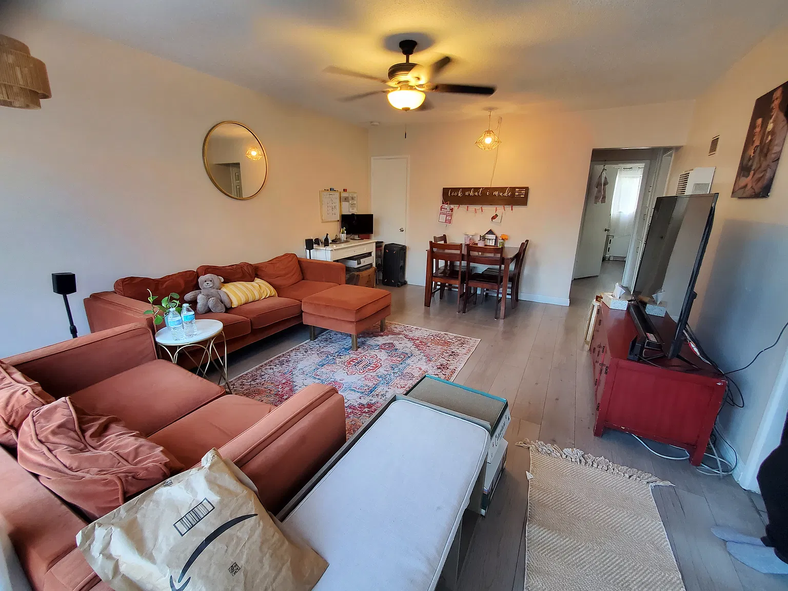 2 bed, 750 sqft, $2,480 — Photo 3