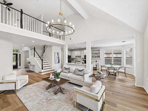 4th image of 6102 Laguna Del Rey Dr
