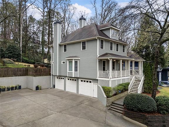 2nd image of 2588 Defoors Ferry Rd NW