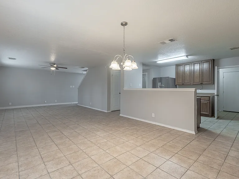 7734 Barhill Post — Photo 4