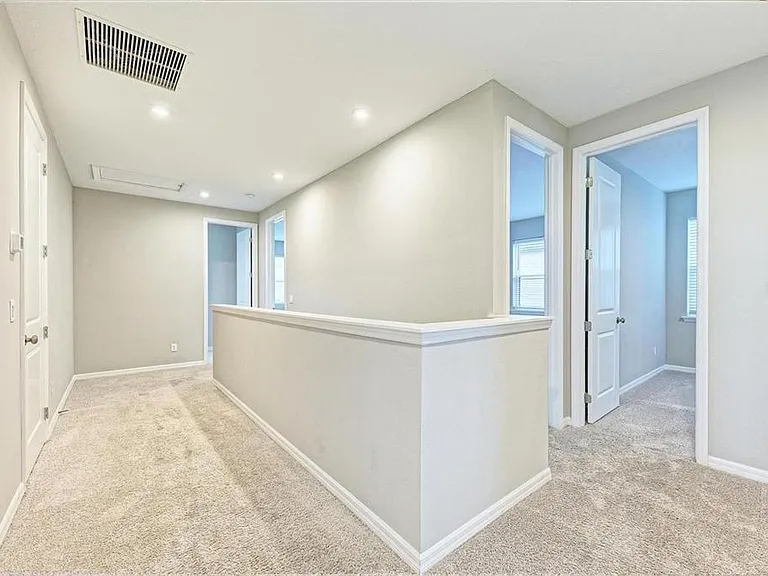5564 Summit Gln — Photo 19