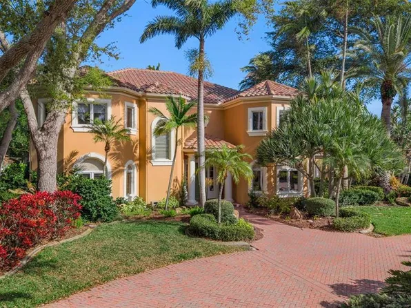 4079 Las Palmas Way, Sarasota, FL 34238