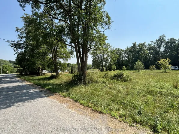 19 Bridge St E, Tweed, ON K0K 3J0