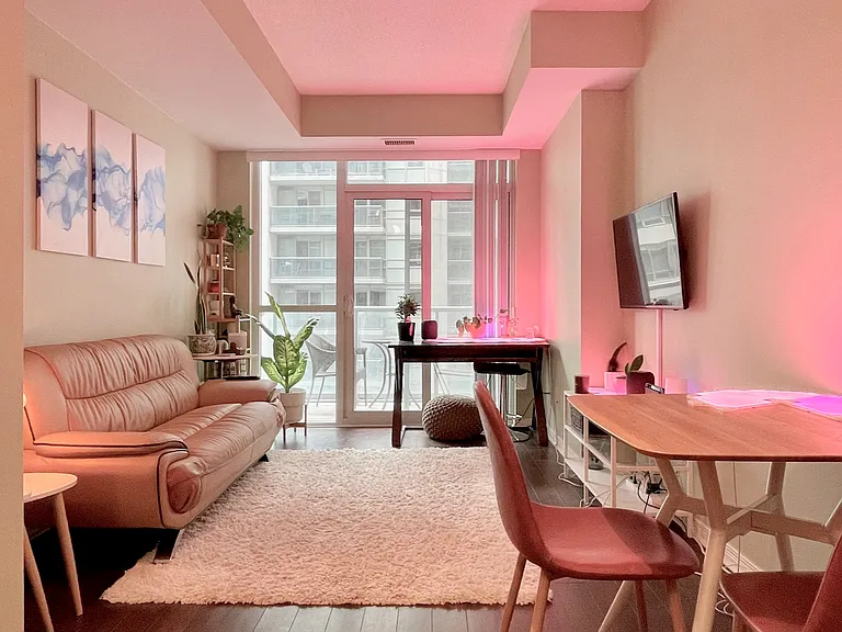 352 Front St W #1420 — Photo 9