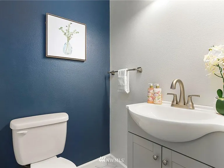 7818 NE 140th Pl — Photo 15