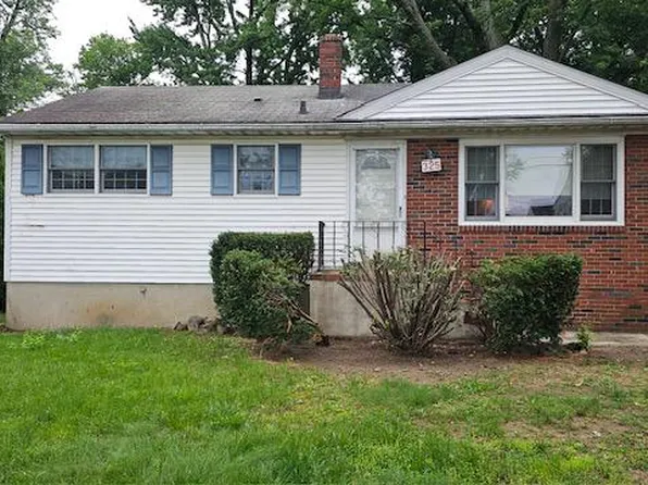 325 Lincoln Ave, Maple Shade, NJ 08052