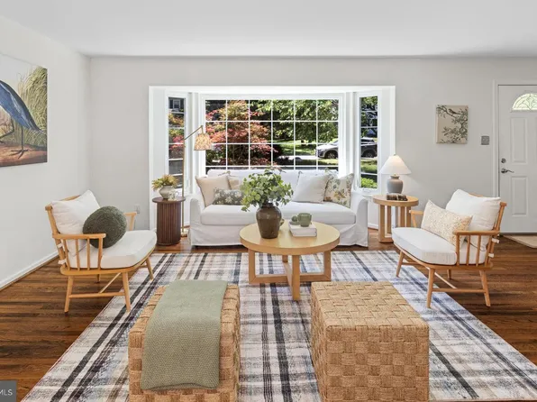 2600 Ryegate Ln, Alexandria, VA 22308